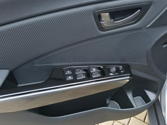 KGM Tivoli ESSENTIAL 1.5 Navi°AC°RFK°SHZ°ALU°DAB°Car