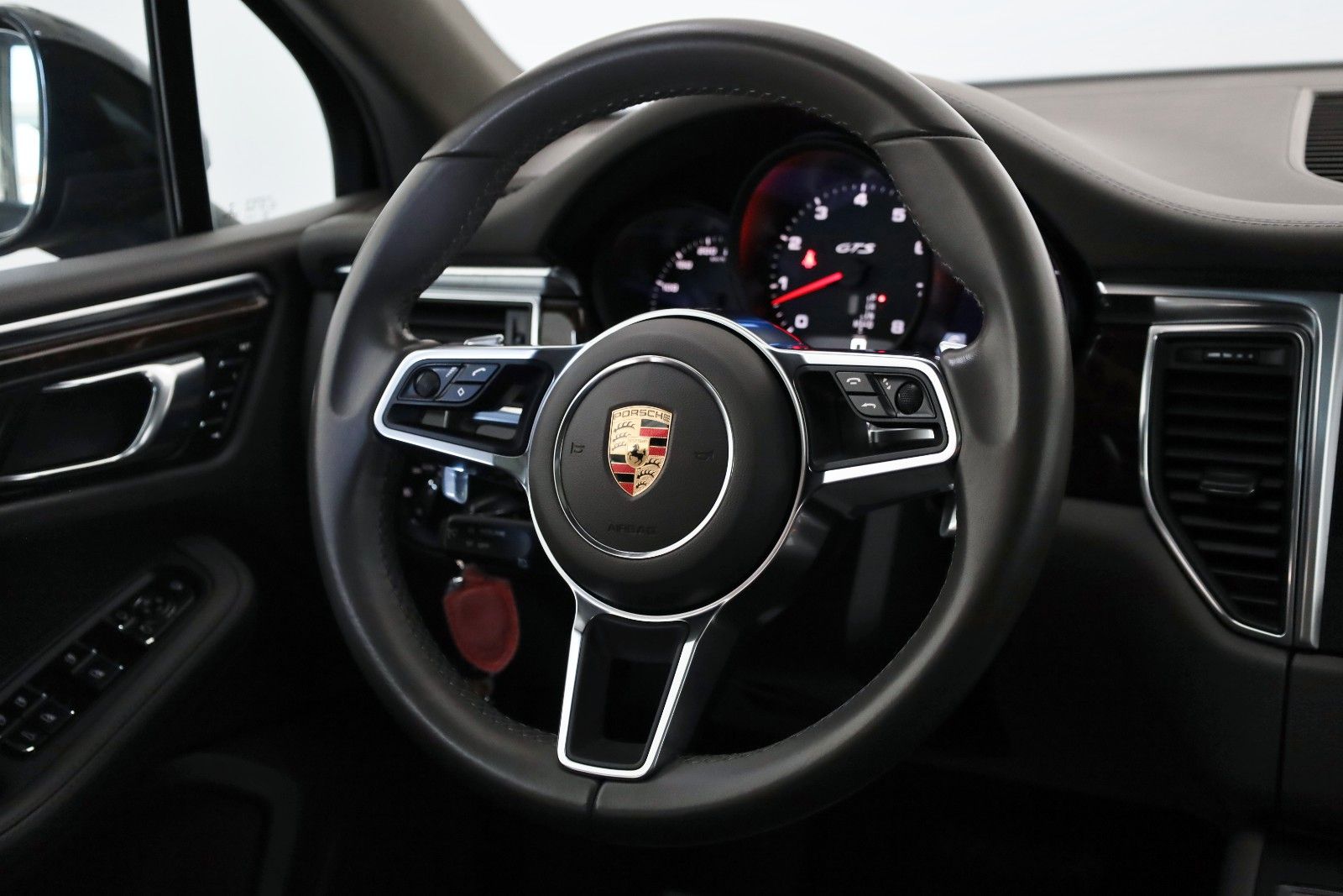 Fahrzeugabbildung Porsche Macan GTS,Sportsitze,Sitzbelüft.,Kamera,Panorama