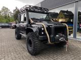 Land Rover Defender 90 SVX 'SPECTRE' 4X4 James Bond - Land Rover Defender in Bielefeld