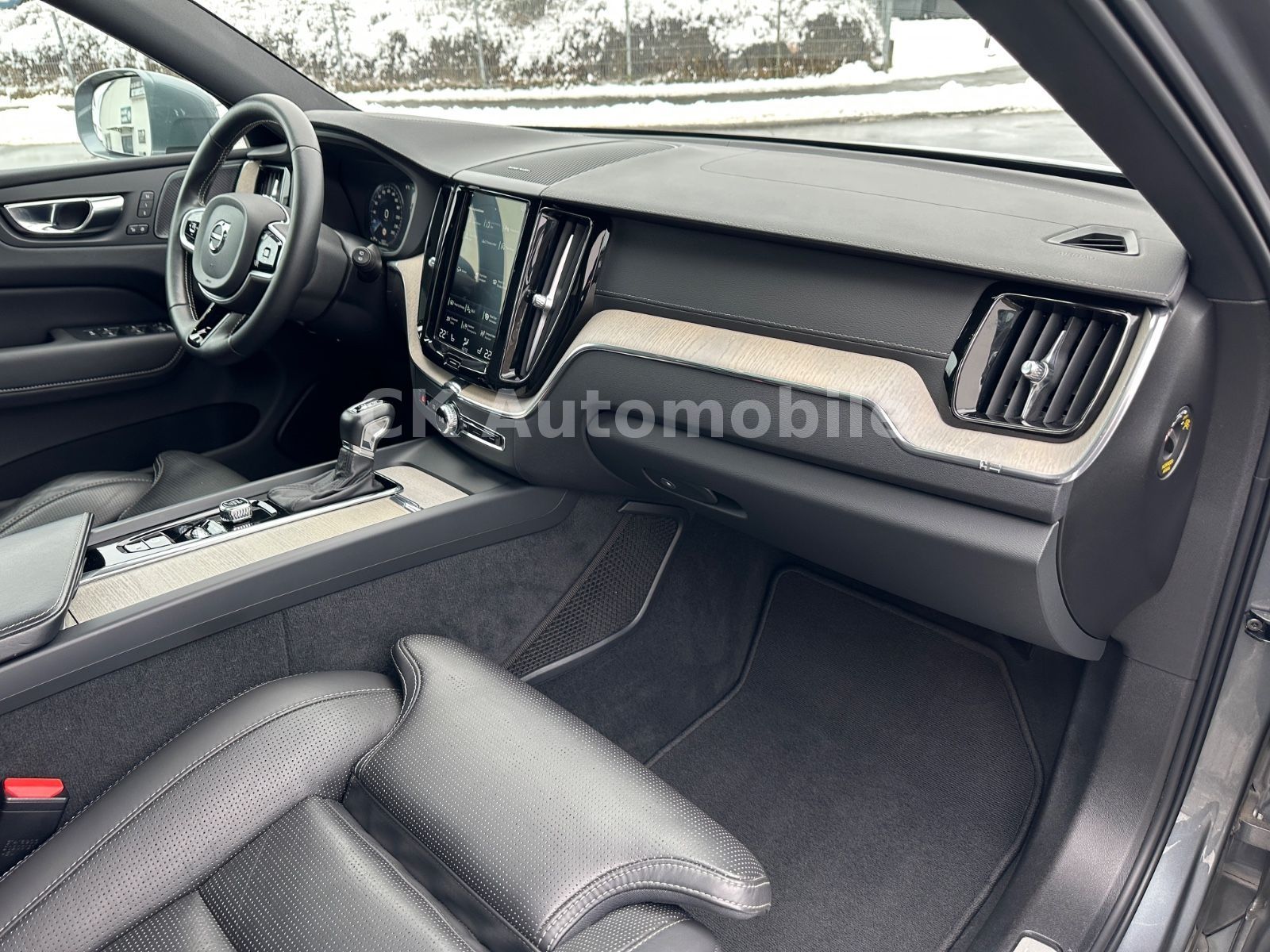 Fahrzeugabbildung Volvo XC60 D4 Inscription 2WD/BLIS/Head-Up/Pano/360°