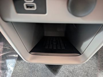 Ford Tourneo Custom Tit. 2.0 L1 NEUES MODELL