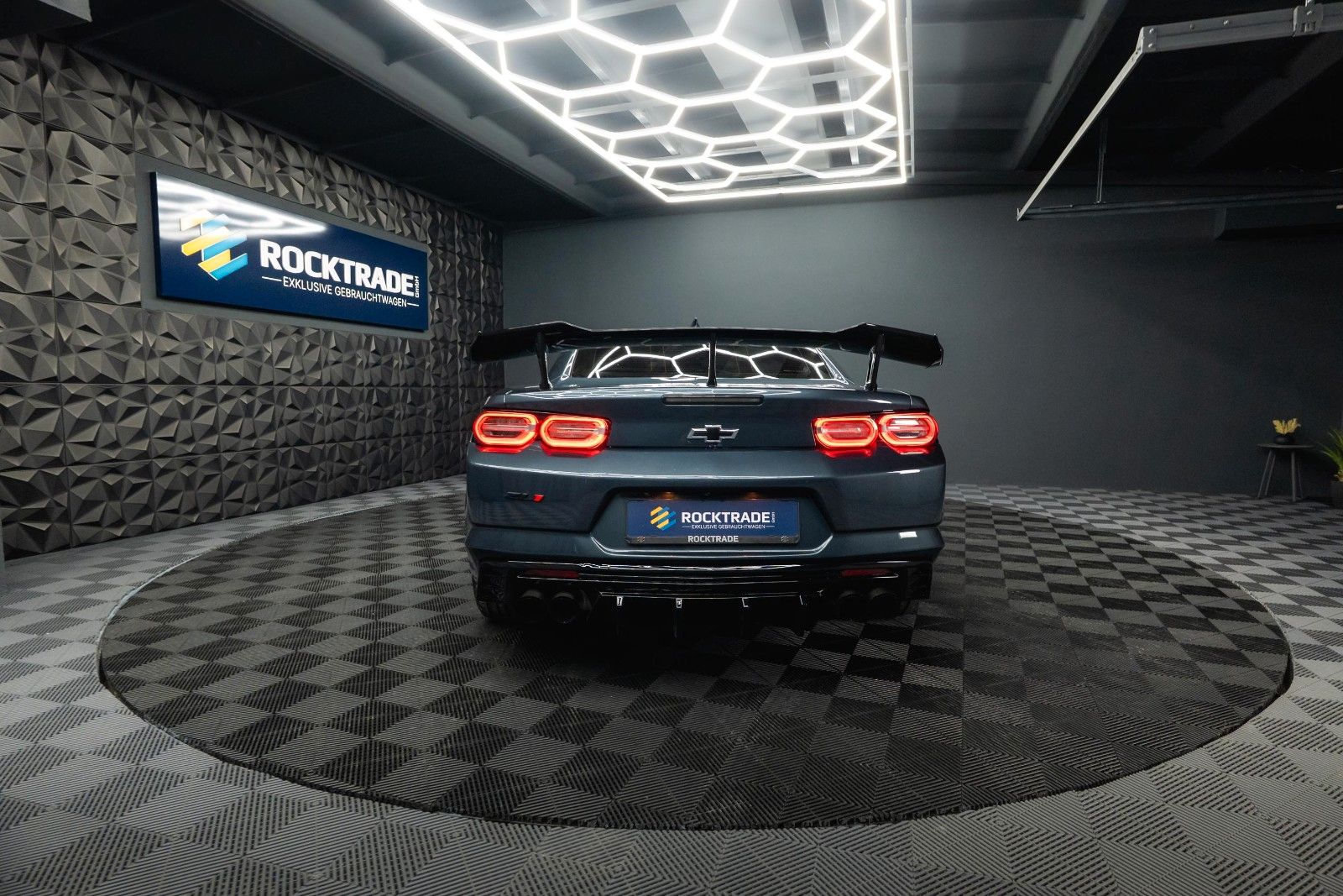 Fahrzeugabbildung Chevrolet Camaro 2.0 Turbo Coupe ZL1 Package *CarPlay*LED*