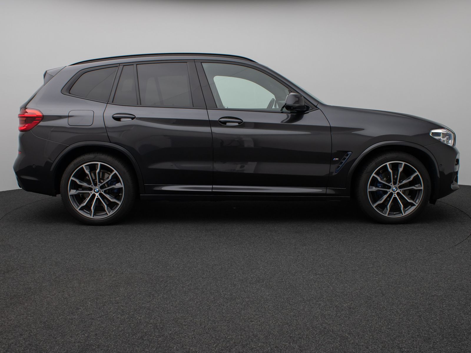 Fahrzeugabbildung BMW X3 xD30e M Sport Panorama 360°HUD DAB HiFi 20Zl