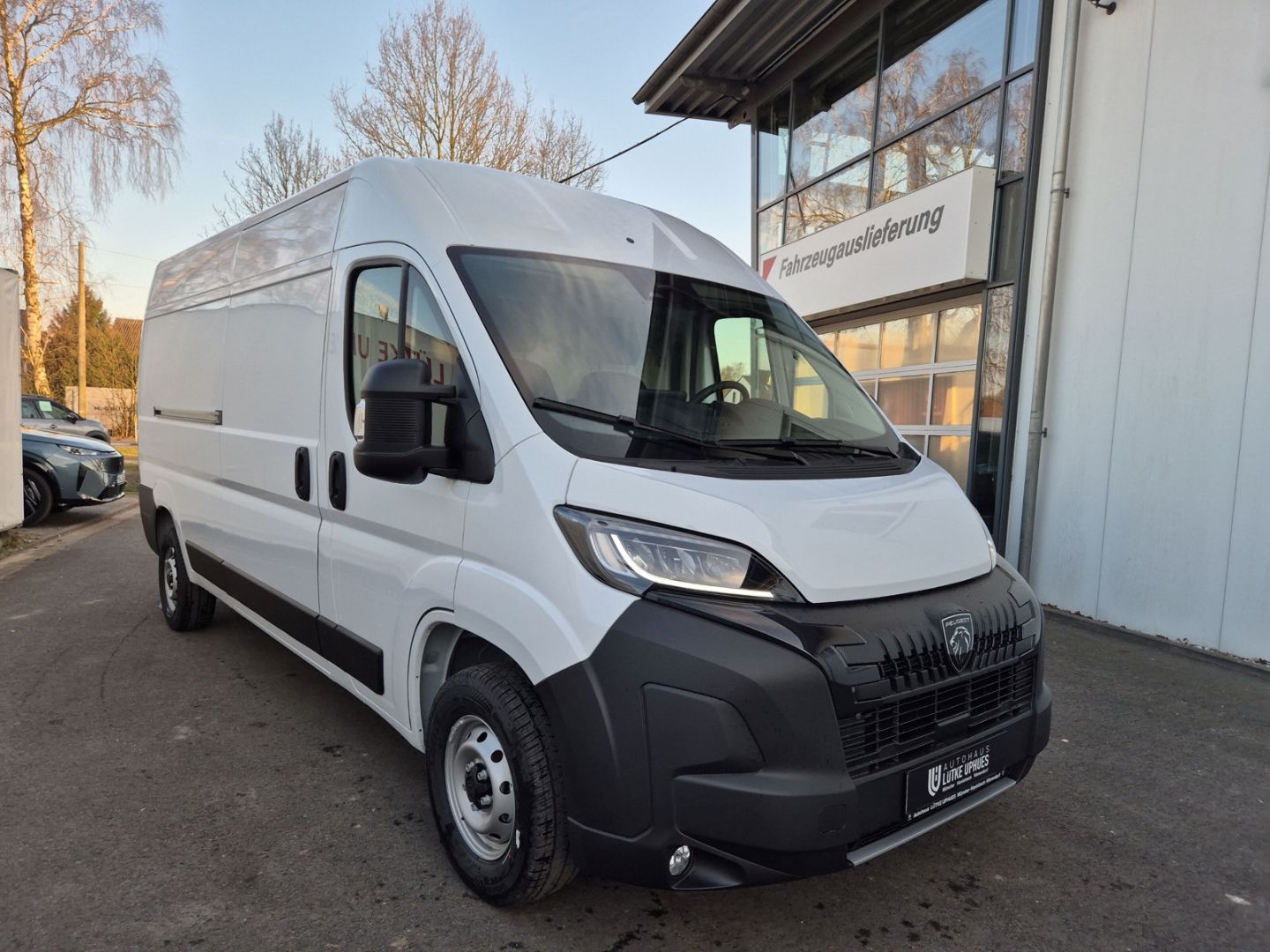 Fahrzeugabbildung Peugeot Boxer KW 35 L3H2 BlueHDi 140 AHK-abn. Navi