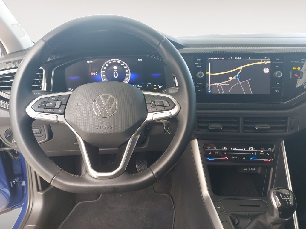 Fahrzeugabbildung Volkswagen Polo 1.0 TSI Life ACC Navi IQ Drive