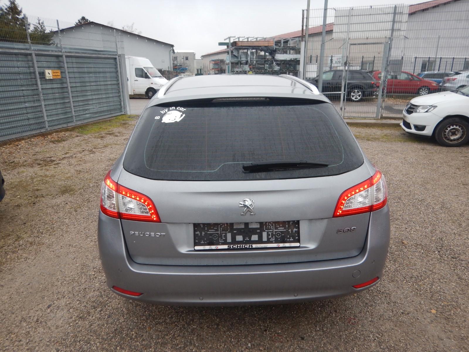 Peugeot 508 2015 — photo 17