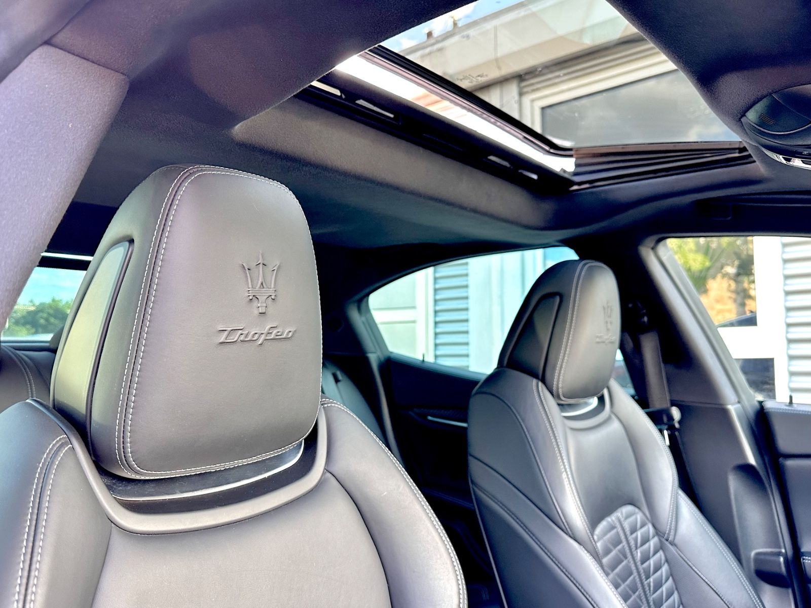 Fahrzeugabbildung Maserati GHIBLI TROFEO *VOLL+CARBON+U.V.M...!
