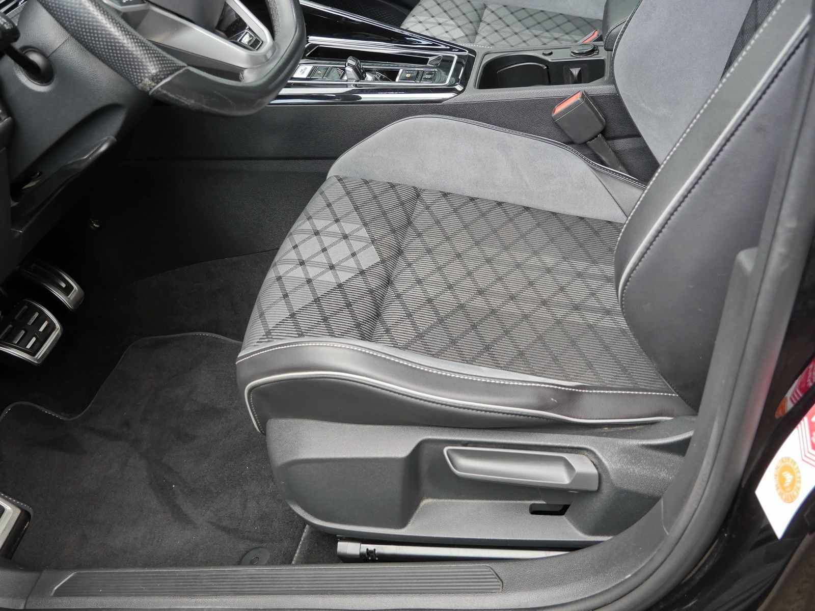 Volkswagen Golf - Bild 22