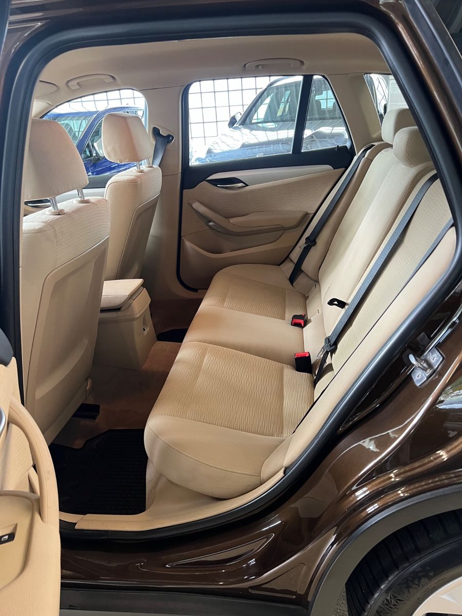 Fahrzeugabbildung BMW X1 xDrive 18 d 4x4 *MARAKESHBRAUN*