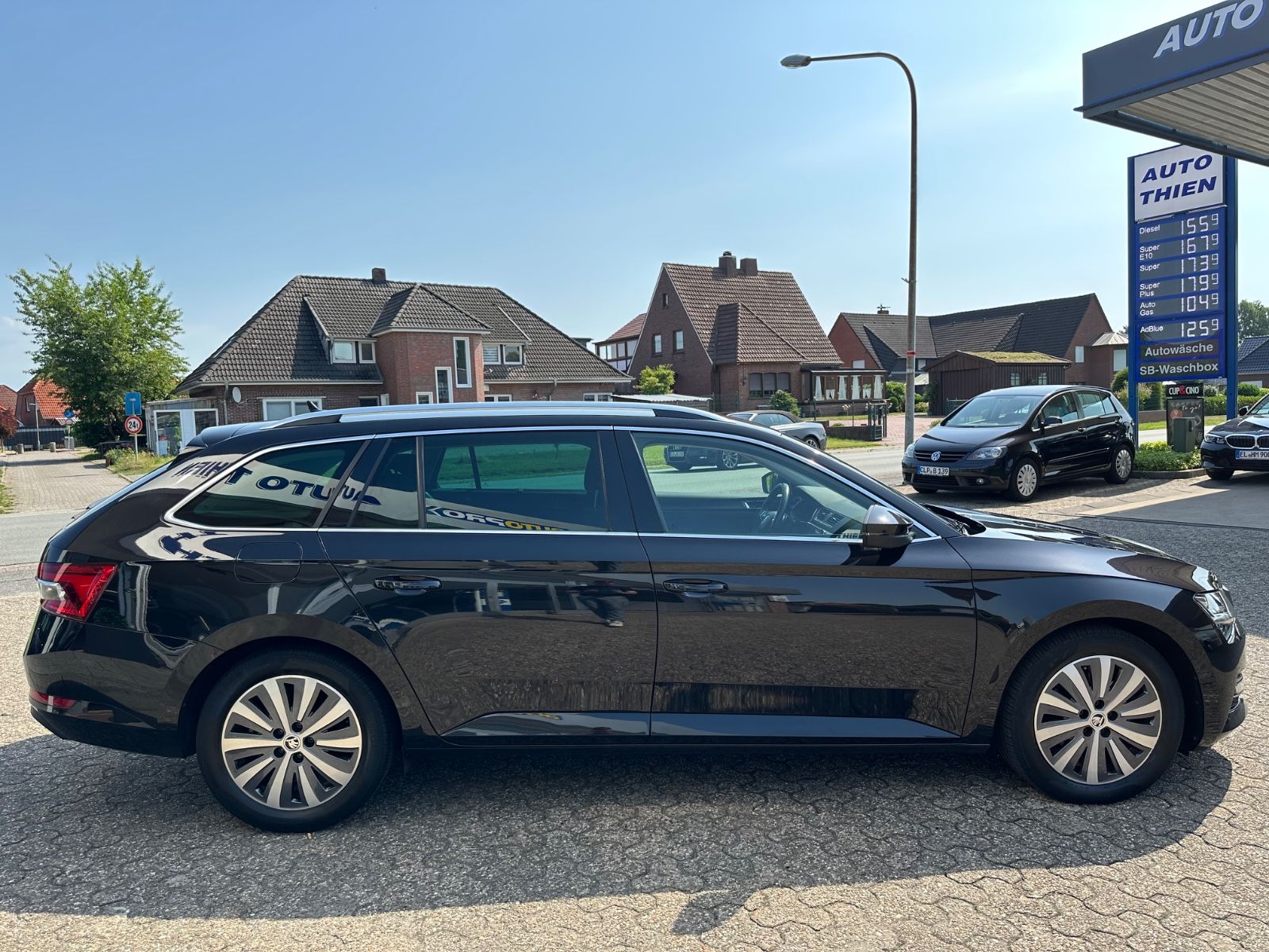Fahrzeugabbildung SKODA Superb Combi 2.0 TDI Style AHK/Fahrass.Plus/Colu
