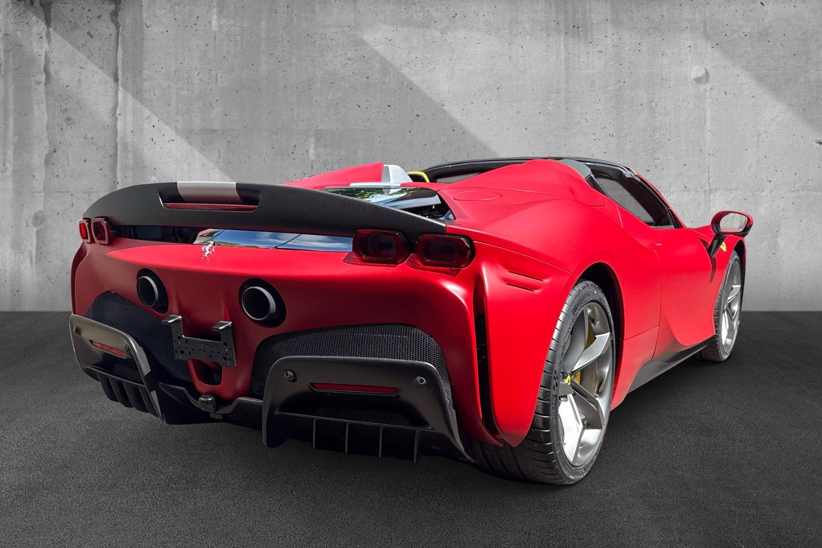 Ferrari SF90 Spider*Assetto Fiorano*F1 Opaco*Full*New