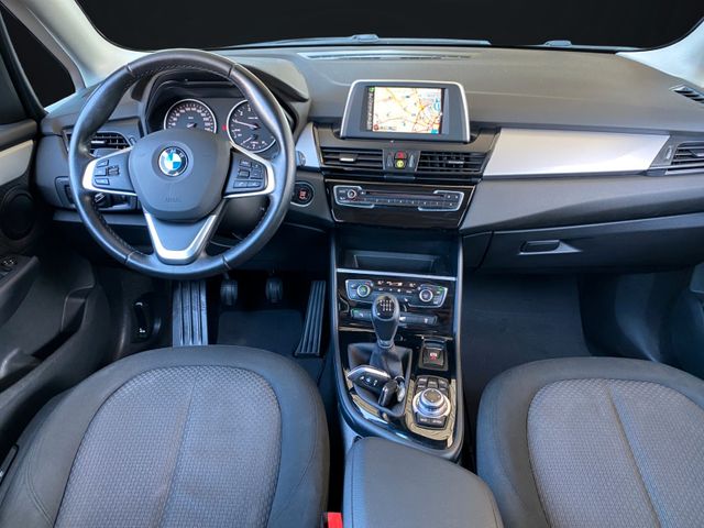 BMW 218