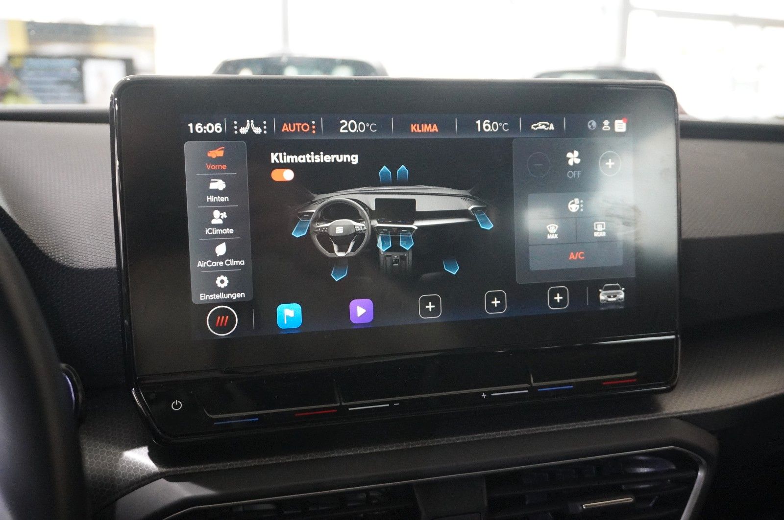 Fahrzeugabbildung SEAT Leon ST 2.0 TDI STYLE NAVI/LED/VIRT/SPORT/SH/DAB