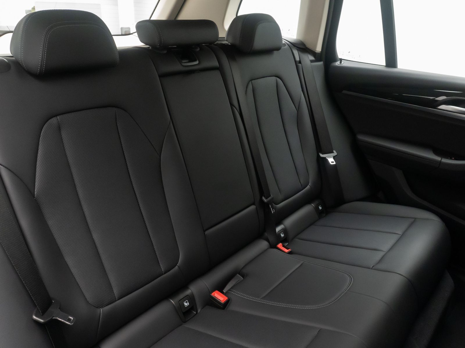 Fahrzeugabbildung BMW X3 xD20d Kamera DAB DrivAssist LED Sport 19Zoll
