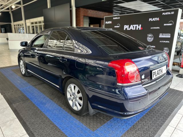 Toyota Avensis  1.8 Executive Liftback *`Xenon*