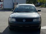 Volkswagen Passat 1,9 tdi mit neuen tüv - Volkswagen Passat aus 1999: Kombi