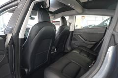 Fahrzeugabbildung Tesla Model 3 PERFORMANCE DUAL-MOTOR NAVI/LED/KAMERA