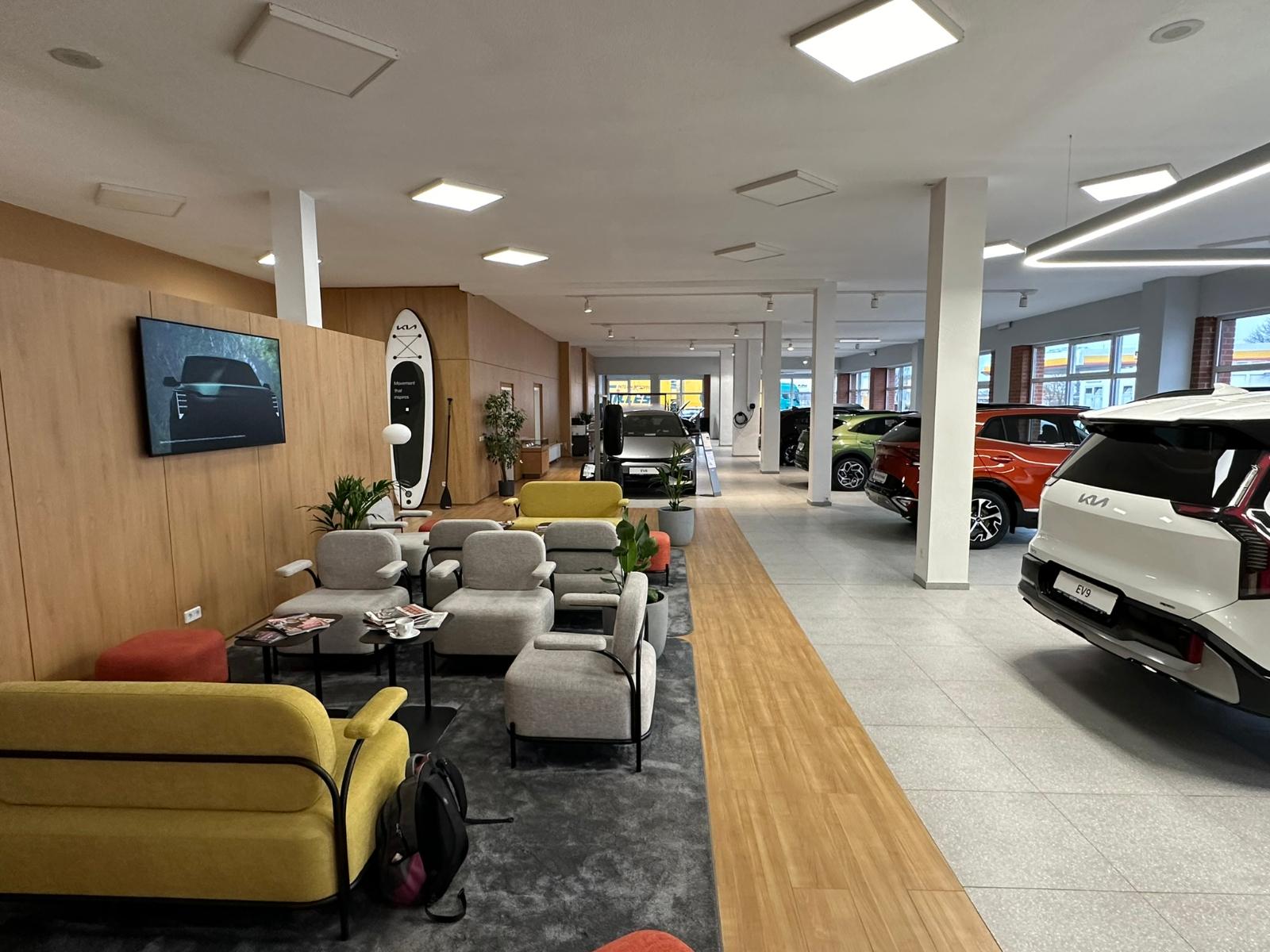 showroom-image-bottom