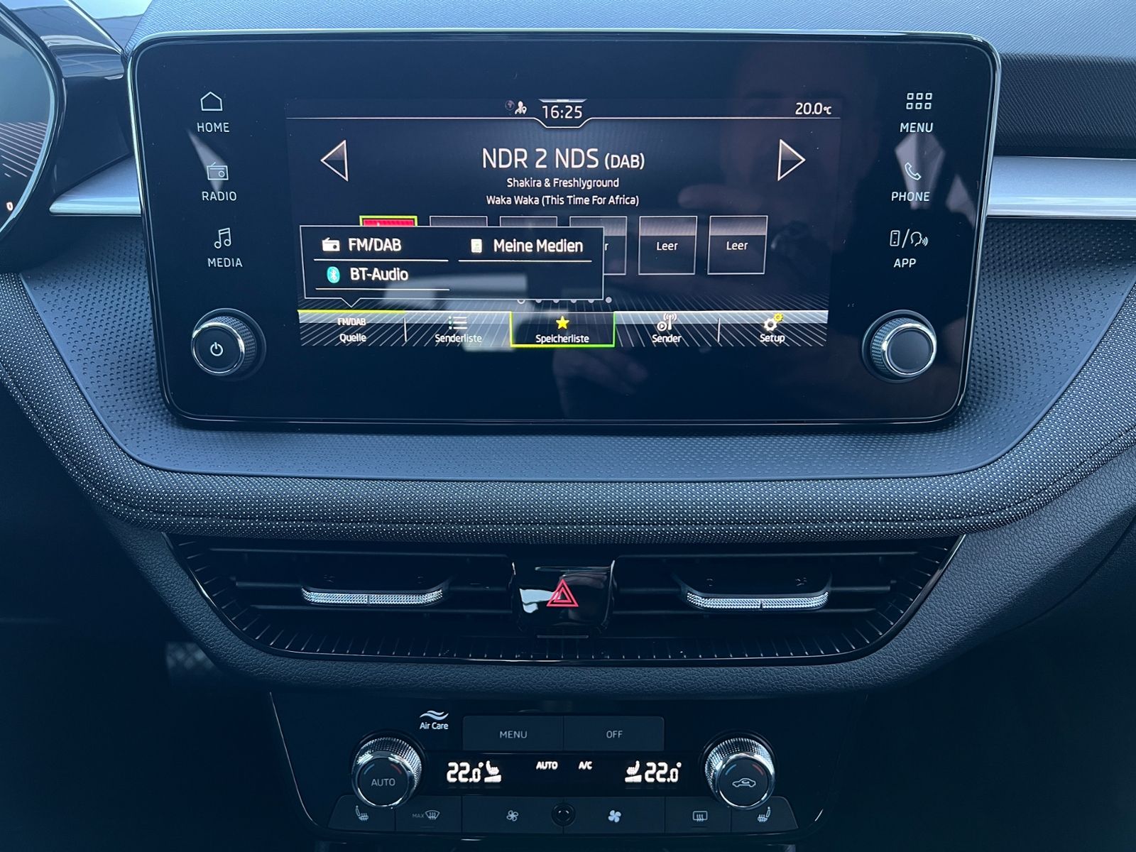 Fahrzeugabbildung SKODA Fabia Selection 1.0 TSI DSG *LED, KESSY, Rückfah