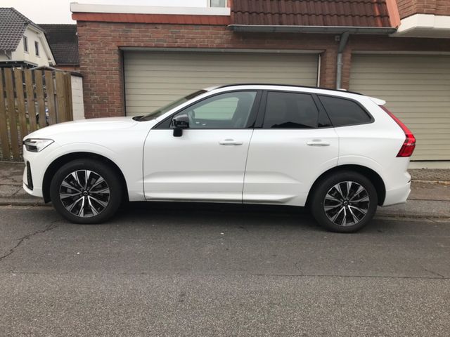 Volvo XC60 Plus Dark AWD