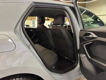 Audi A1 Sportback 25 TFSI advanced *1. Hand*Klima*LED