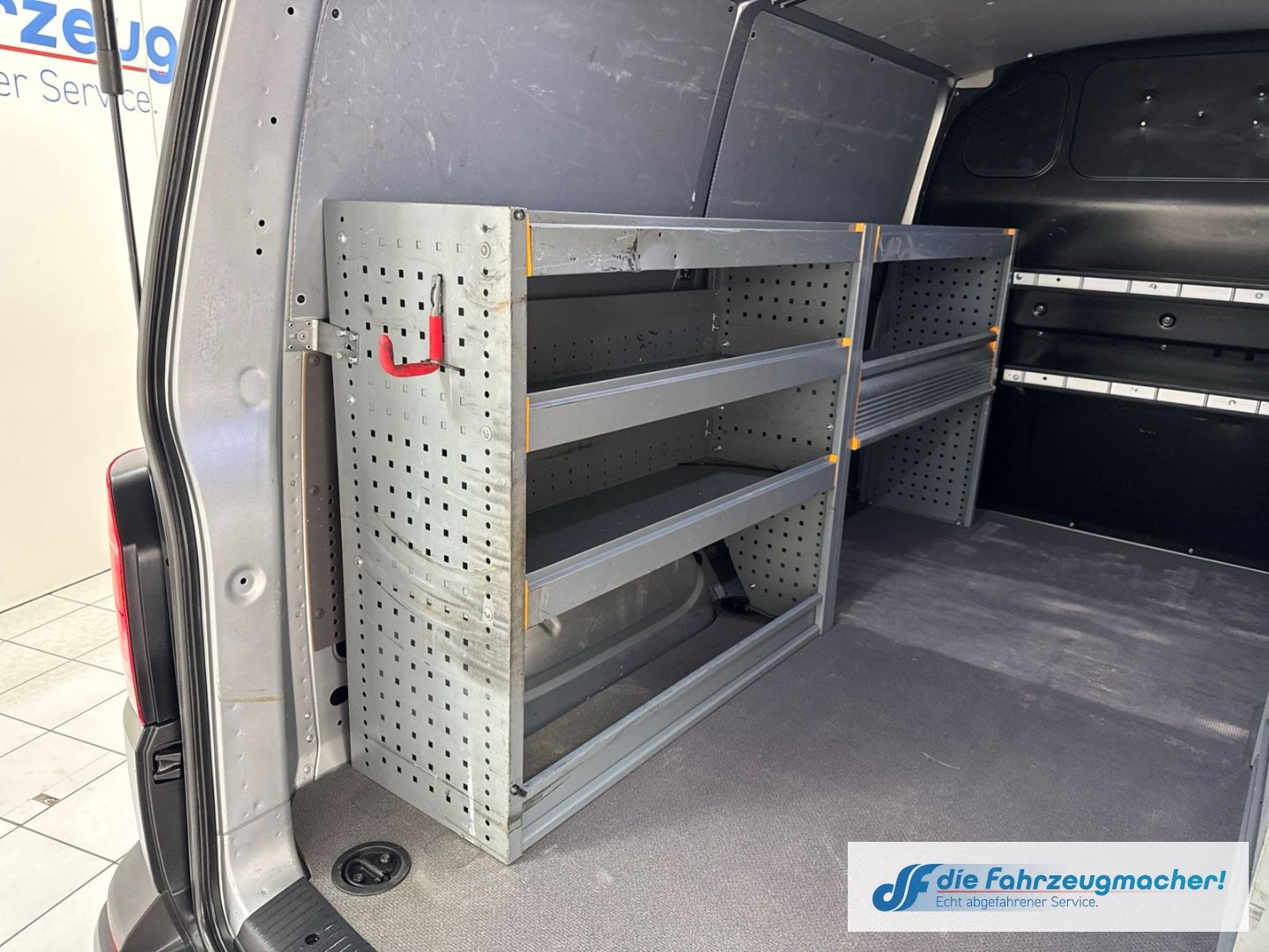 Fahrzeugabbildung Volkswagen Transporter T6.1 Kasten Navi LED CarPlay *EXPOR