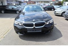 Fahrzeugabbildung BMW 320 Advantage 1hd Navi Tempo Scheckheftgepflegt