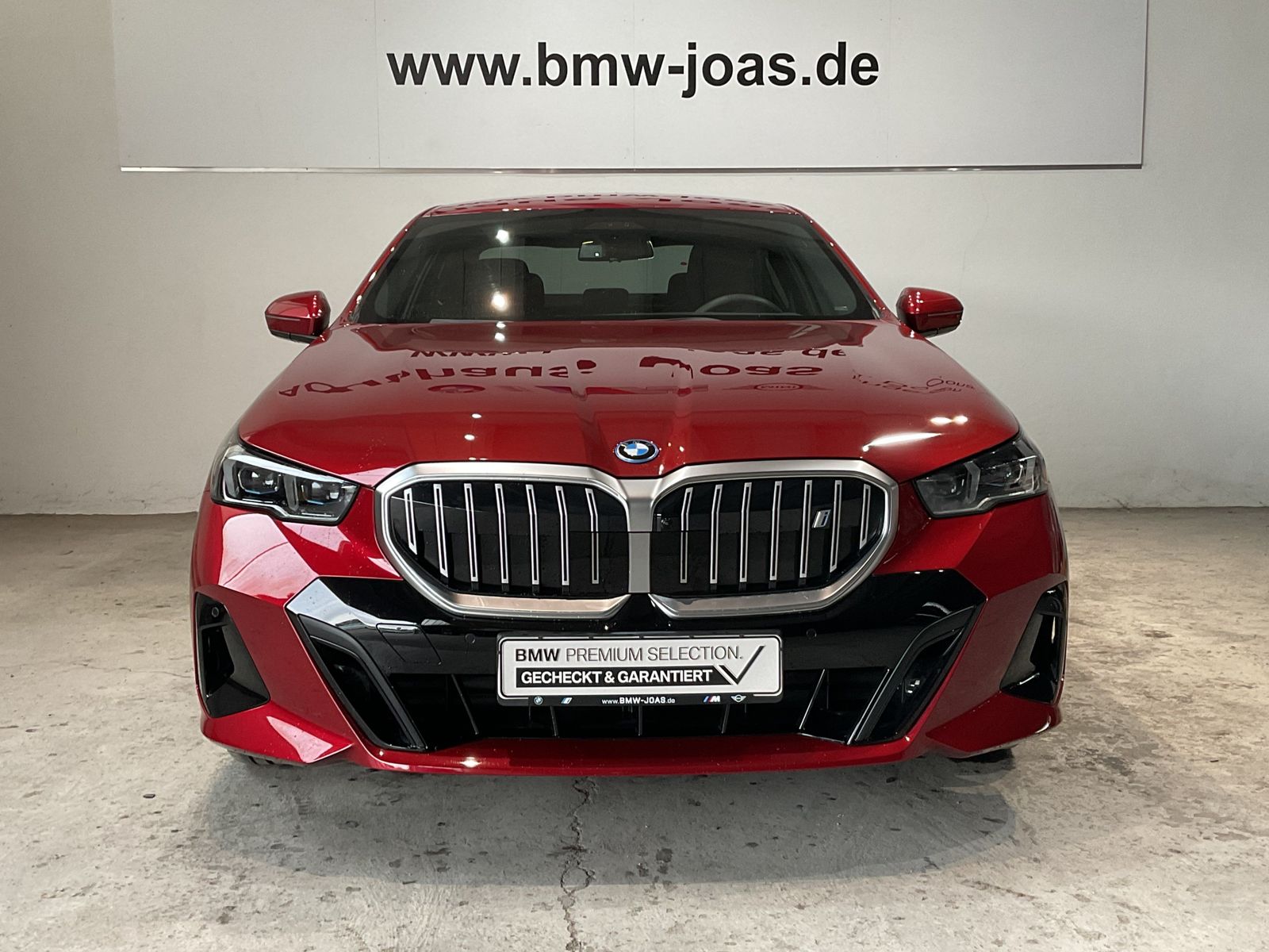 Fahrzeugeinzelansicht 6 Fahrzeugabbildung BMW i5 xDrive40 |Sitzbelüftung |Bowers & Wilkins |M