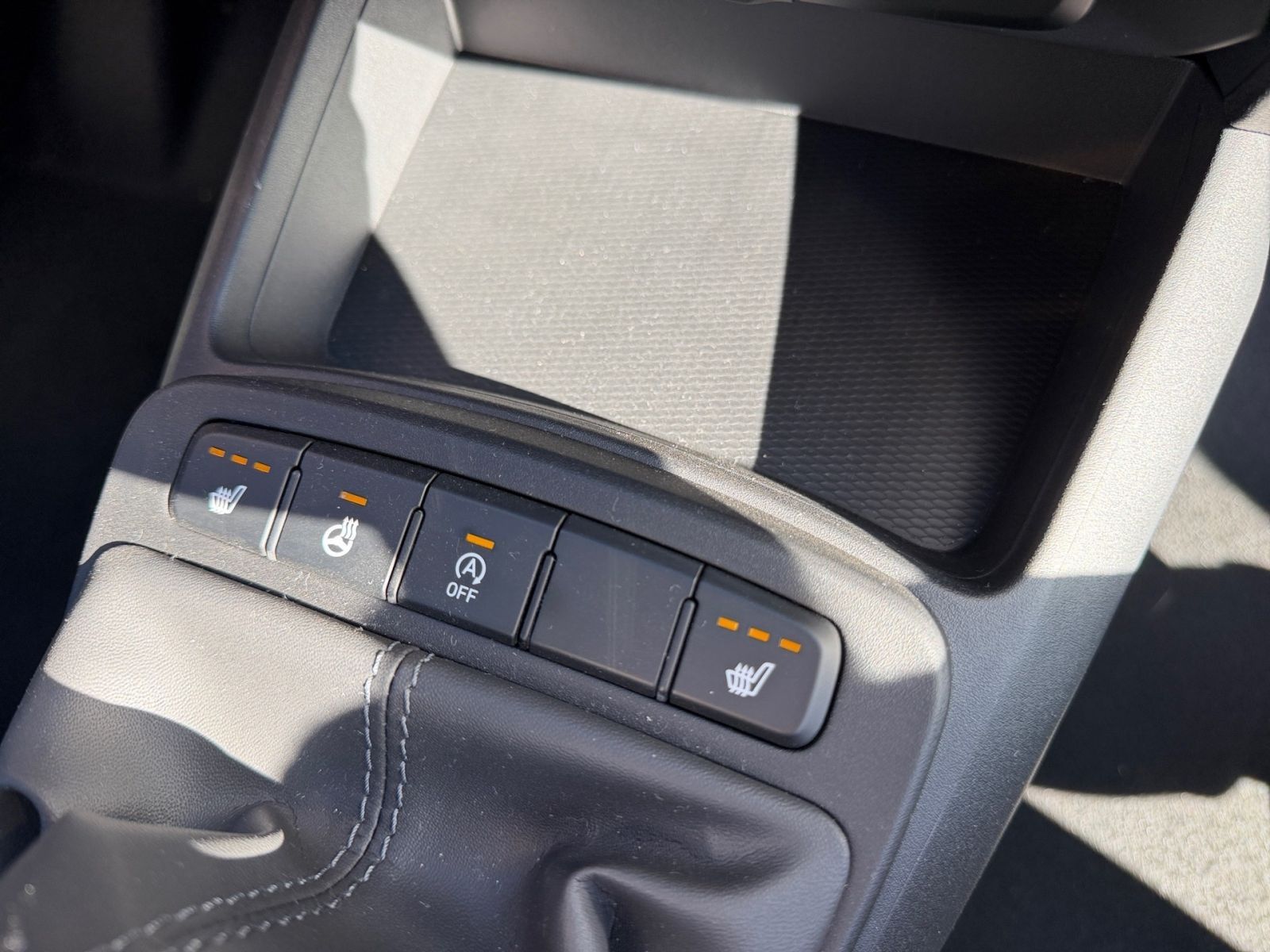 Fahrzeugabbildung Hyundai i10 1.0 Trend Navi Sitzheizung