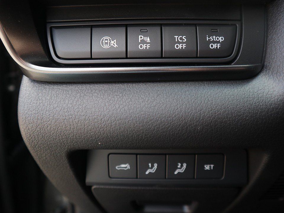 Fahrzeugabbildung Mazda CX-30 2025 Nagisa G-140 AT Allwetter Teil-Leder