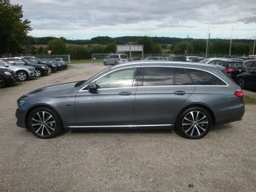 Mercedes E 300 - 2