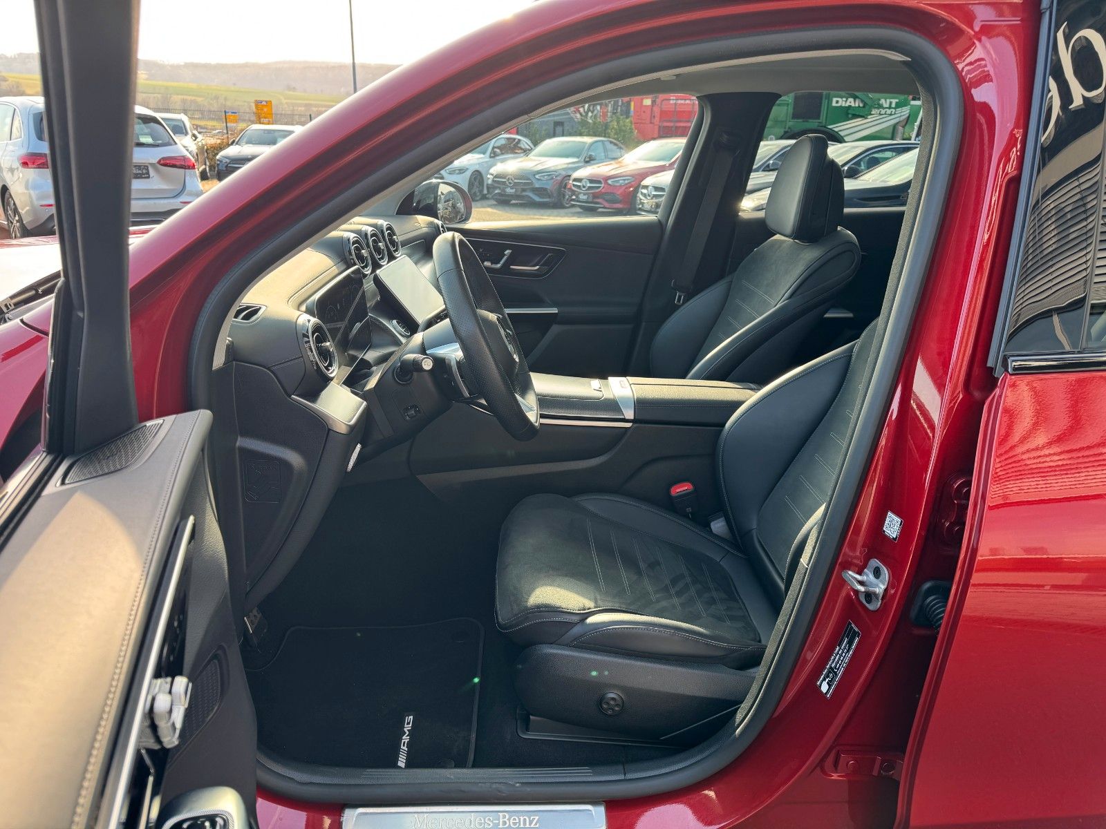 Fahrzeugabbildung Mercedes-Benz GLC 220d 4M+AMG+Pano+StandH+360+Memory