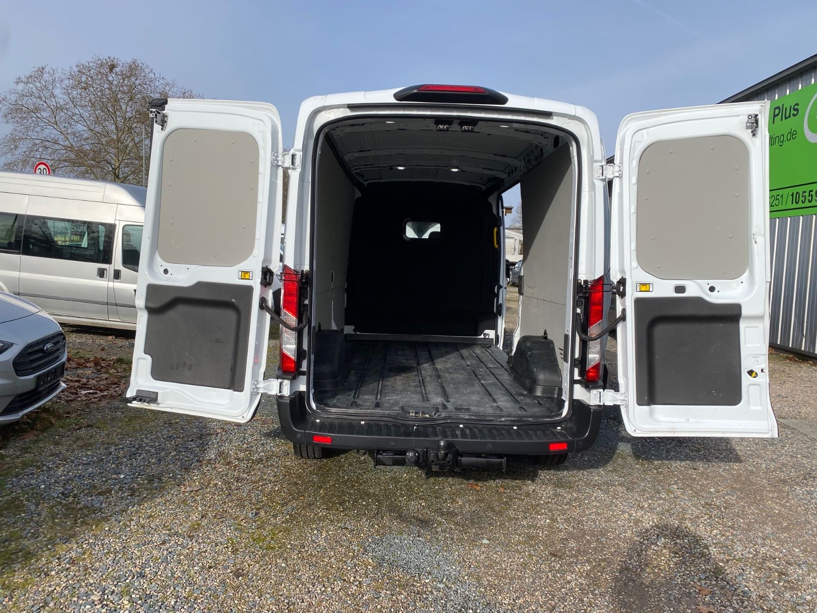 Fahrzeugabbildung Ford Transit Kasten 350 L3H2 Trend,AHK,SHZ,StHZ,SHgep