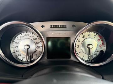 2010 Mercedes-BENZ SLS AMG 缩略图 36