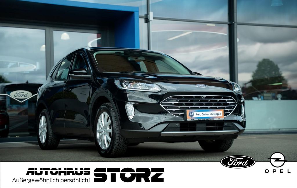 Ford Kuga — hlavná fotografia