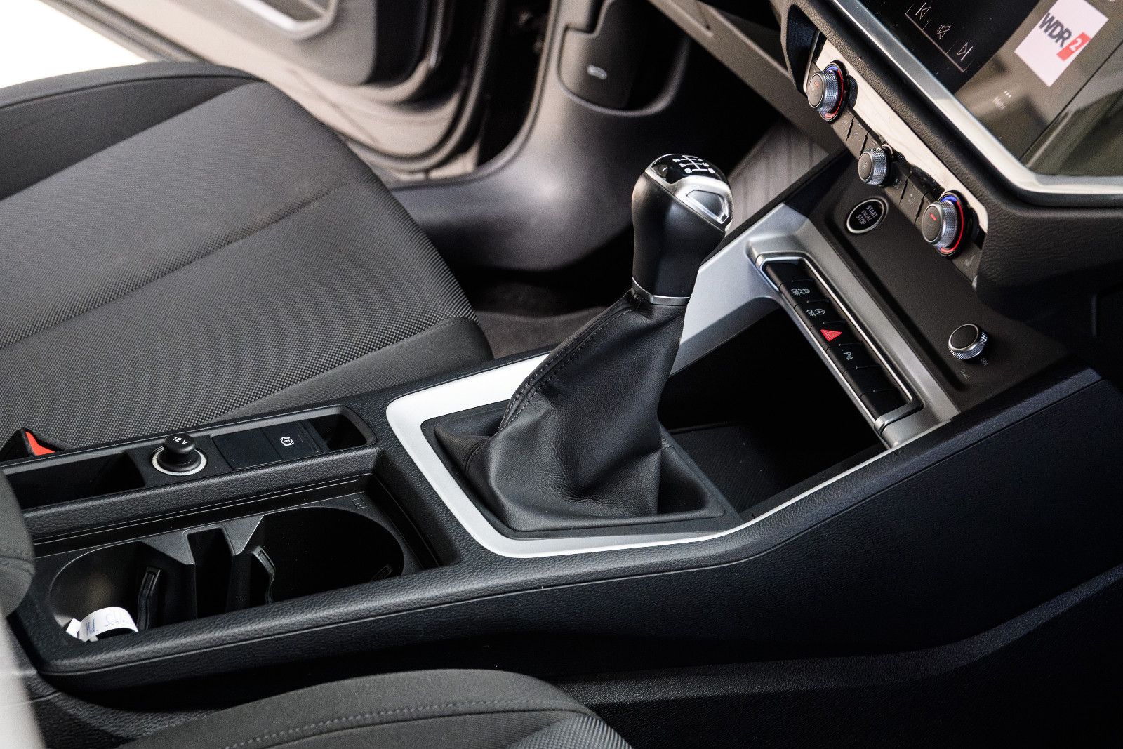 Fahrzeugabbildung Audi Q3 35 TFSI advanced +LED +KAMERA +NAVI +AHK