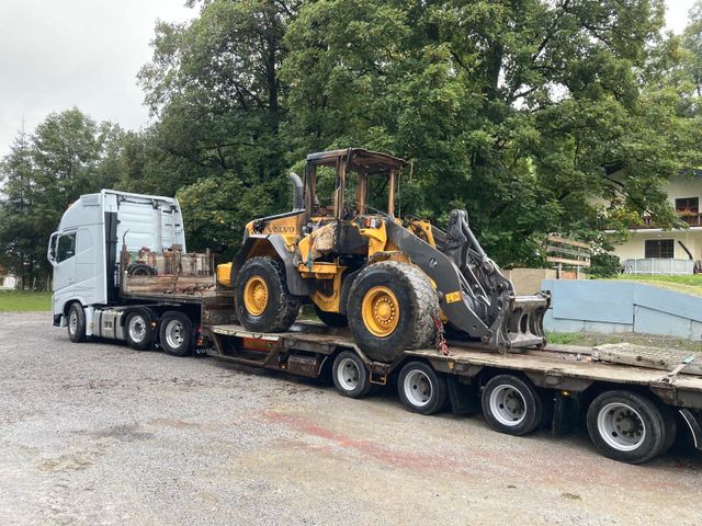 Volvo L 70 E Brandschaden