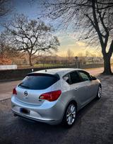 Opel Astra J OPC Line (165 PS) - Opel Astra Opc mit Diesel-Antrieb