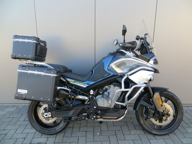 CFMOTO 800 MT Sport