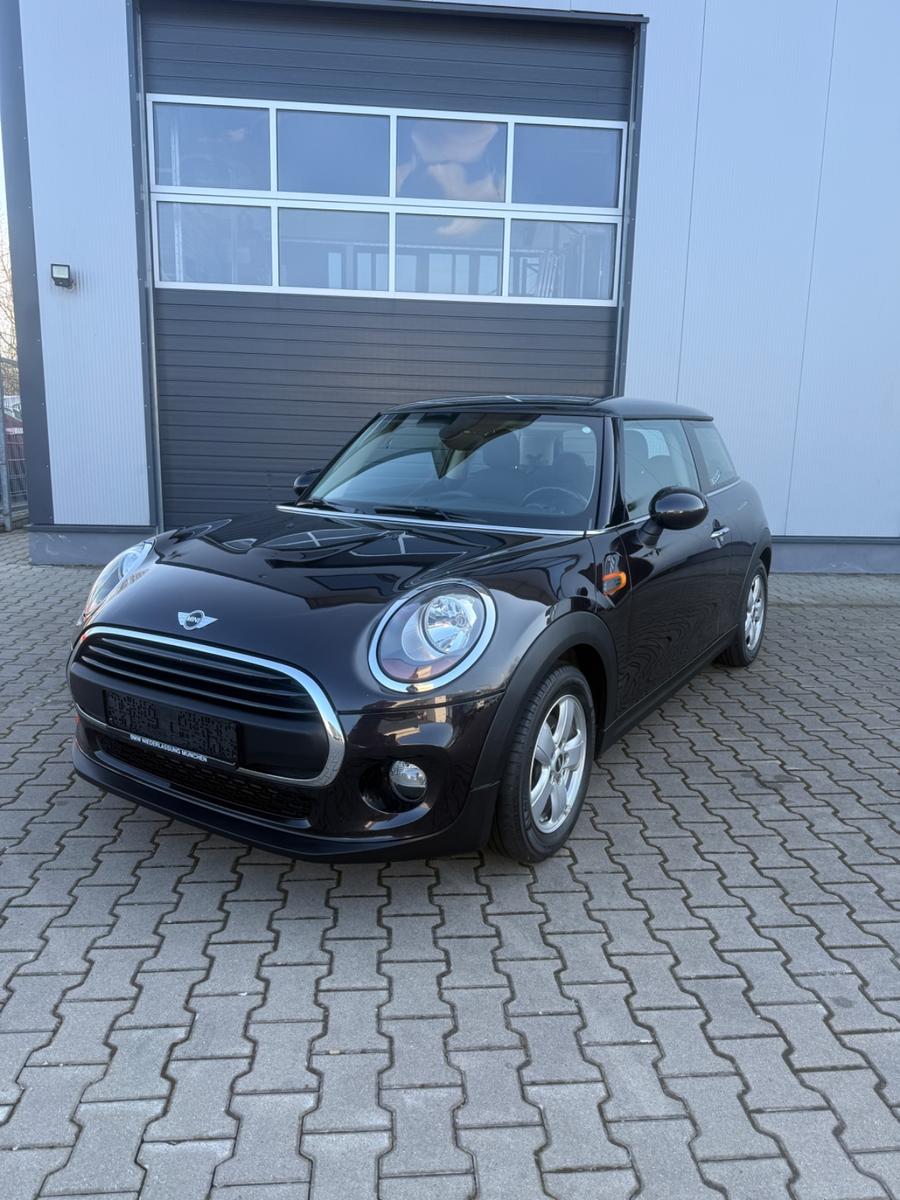 MINI ONE_FIRST Mini 3-trg., Service NEU, Ambiente