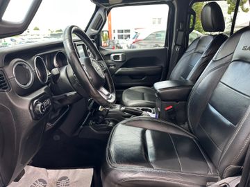 Jeep Wrangler - 10