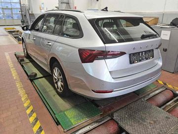 Skoda Octavia - 4