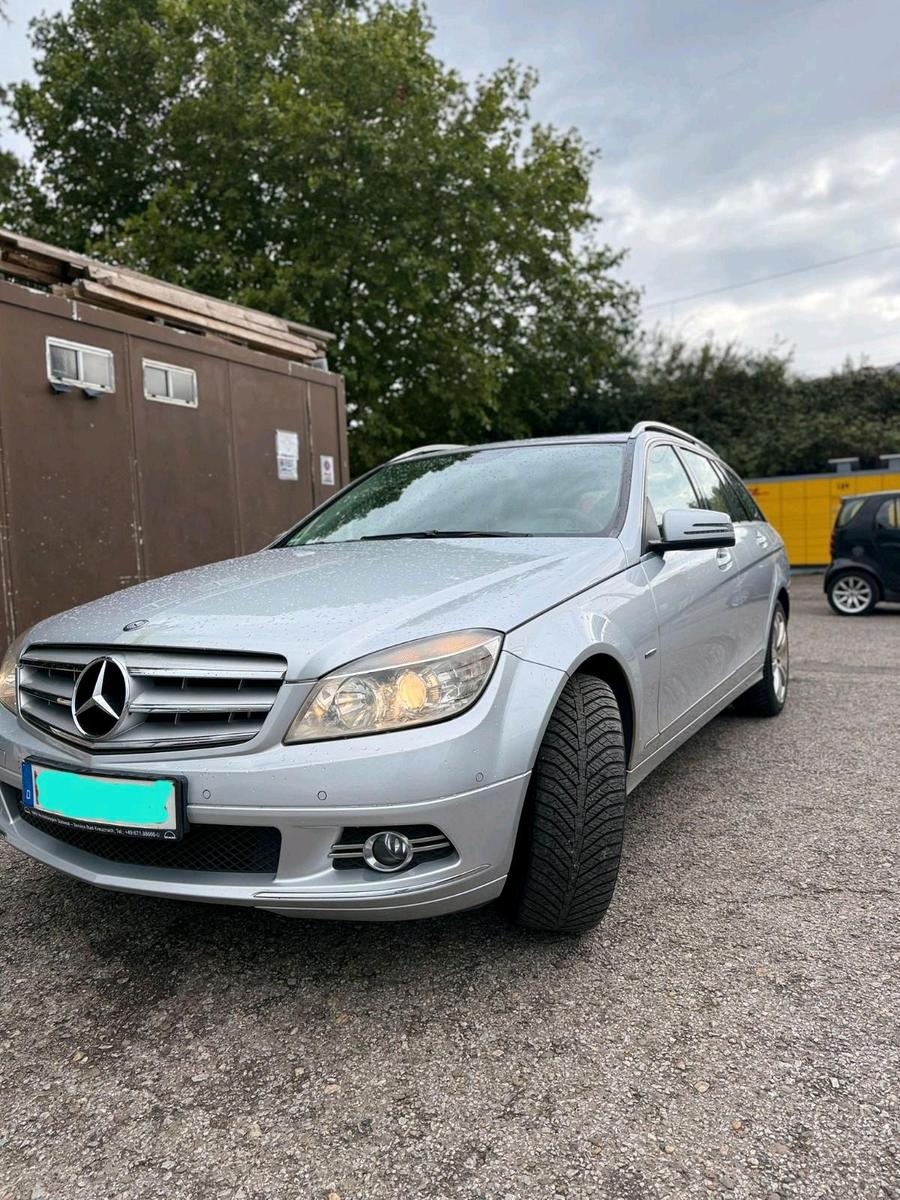 Mercedes-Benz C180, 2010