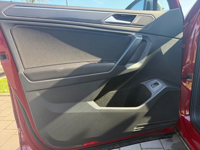 Tiguan Allspace 1.5 TSI United AHK Navi El. Pano