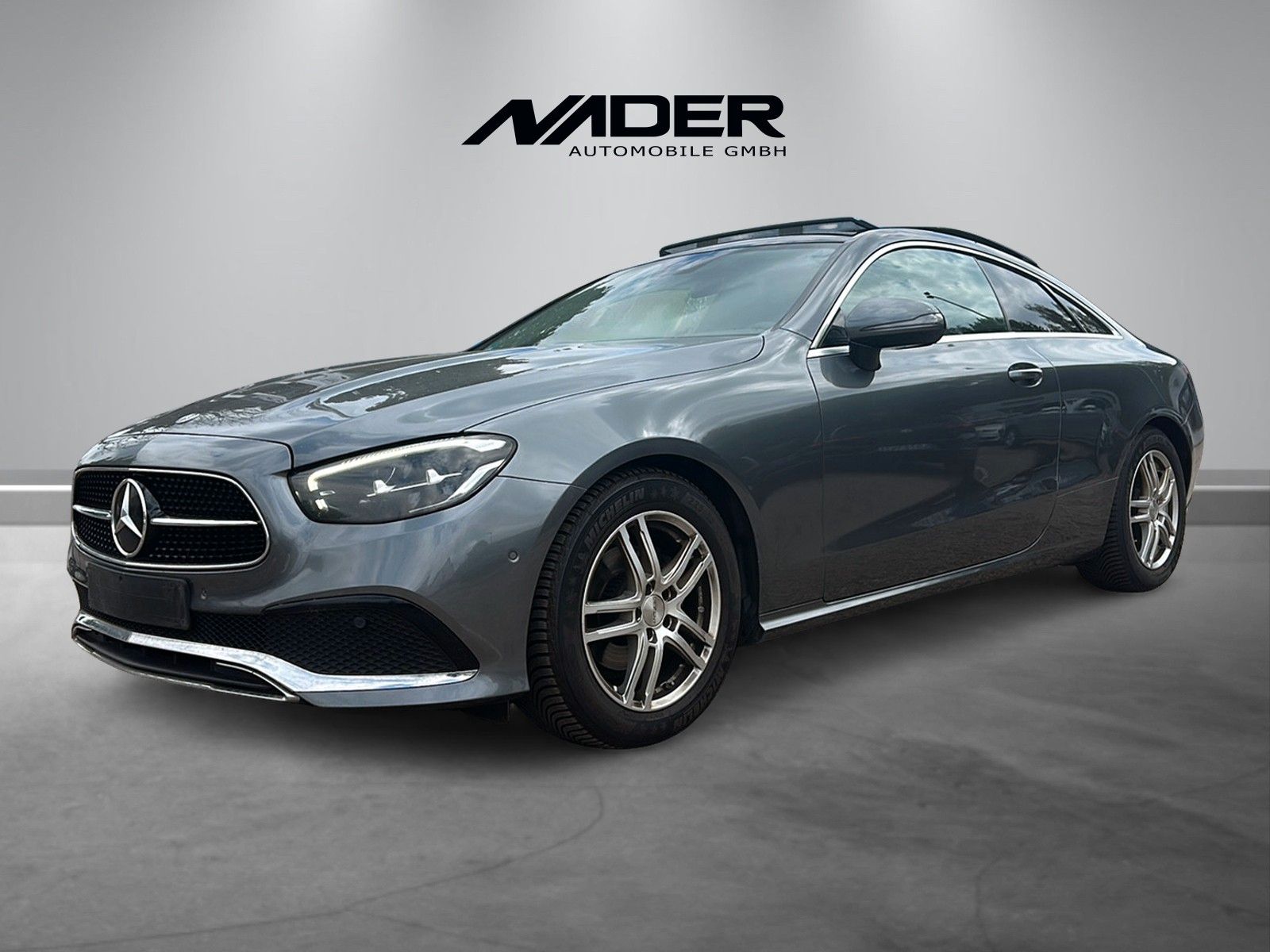 MERCEDES-BENZ E 220d Coupe | Pano | LED | Navi | Kam