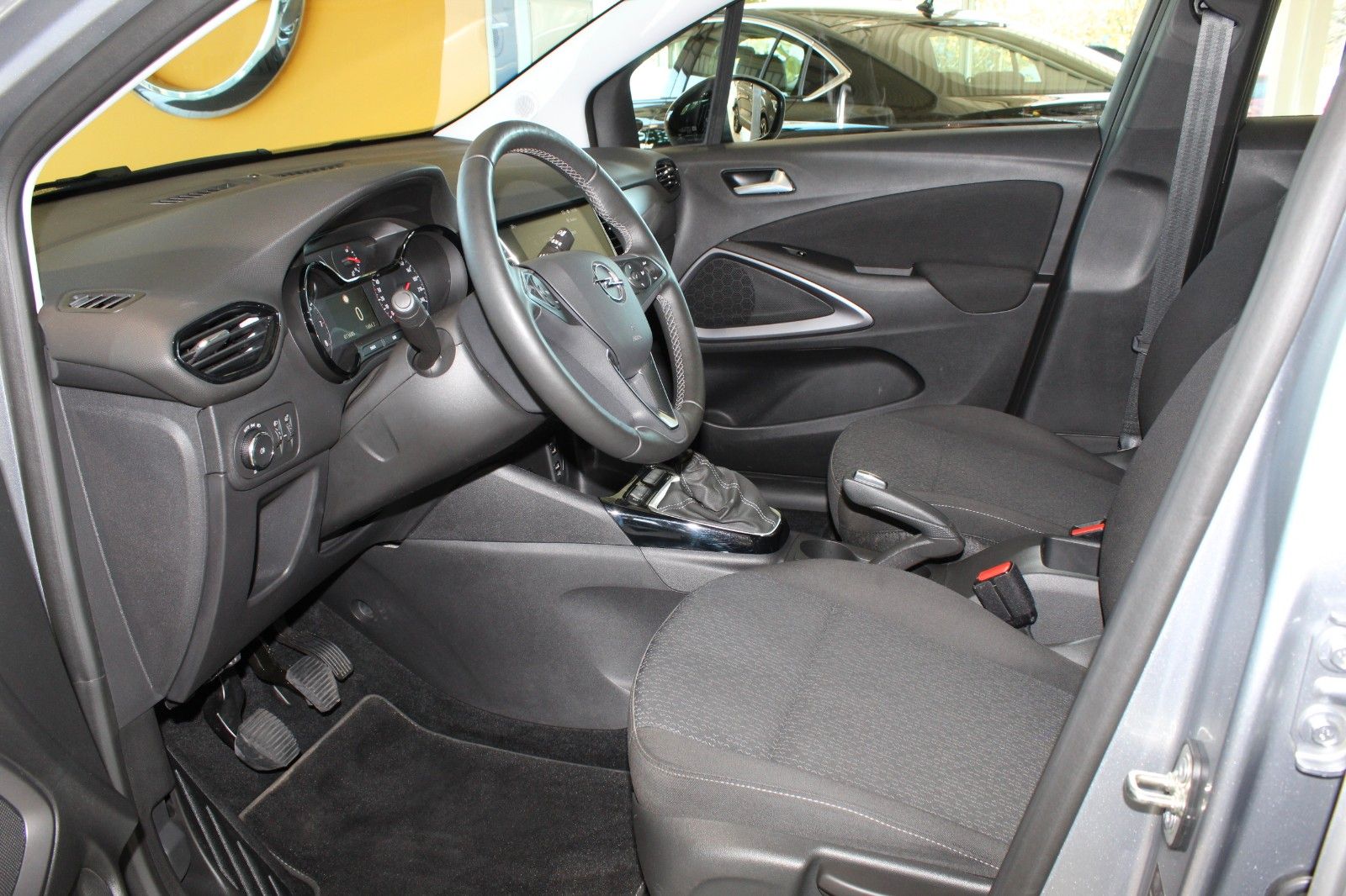 Fahrzeugabbildung Opel Crossland X Edition*Navi*RFK*SHZ