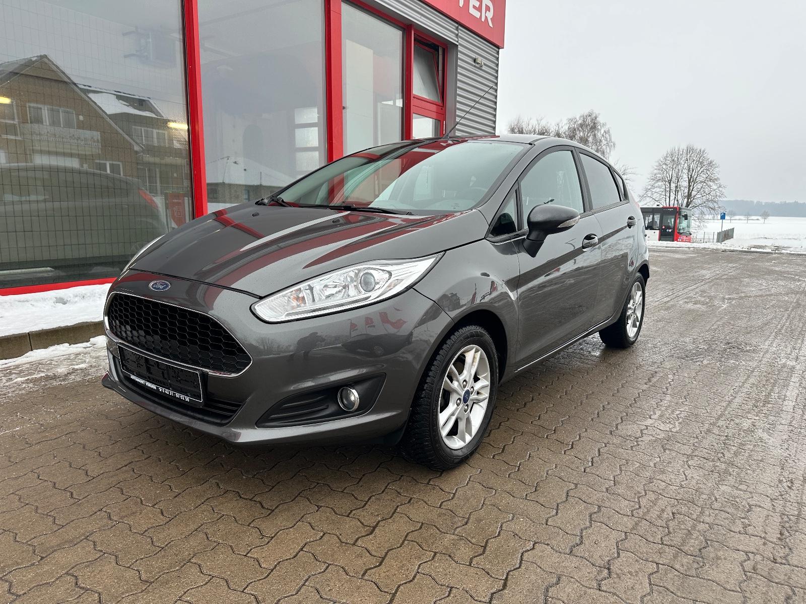 Ford Fiesta Celebration Motor Klackert Euro6 Benziner