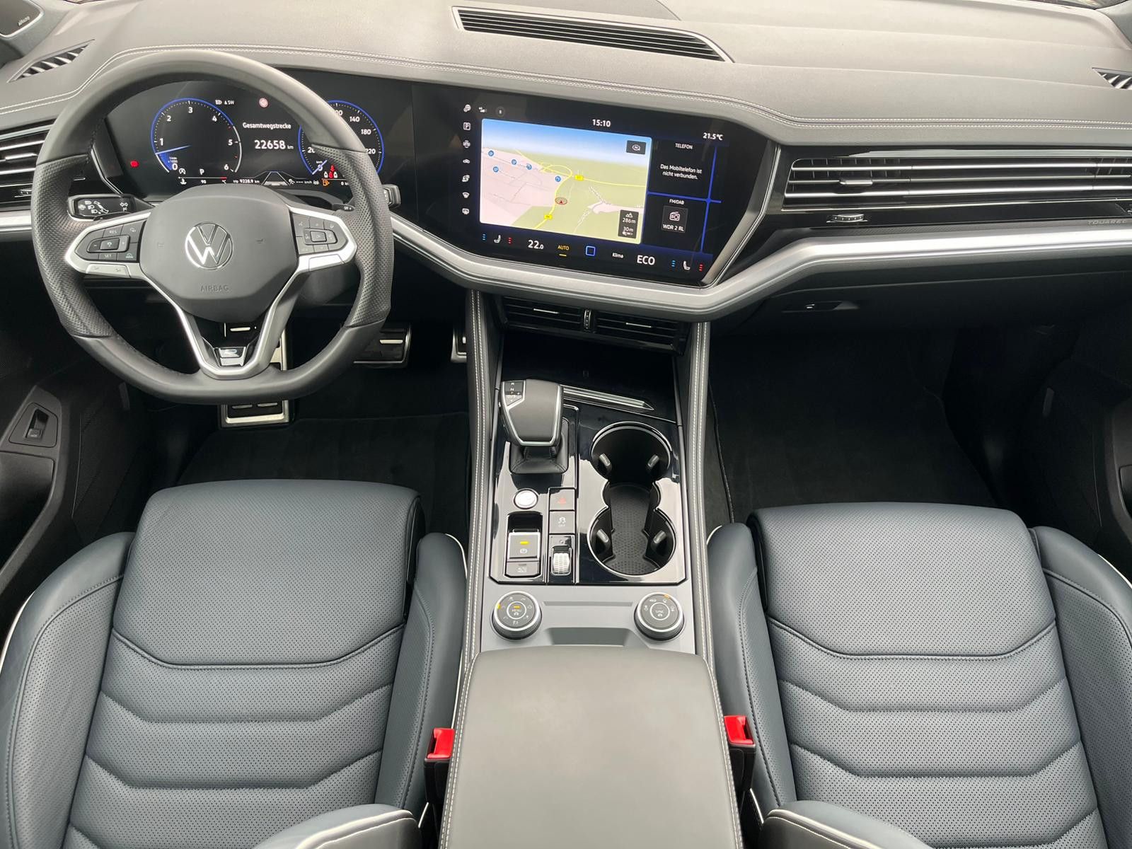 Imagen del vehículo: Volkswagen Touareg 3.0 TDI 4M R-Line VOLL Black 22" UPE 114T