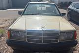 Mercedes-Benz Oldtimer Mercedes 190 (W201) - Vergaser & ... - Mercedes-Benz 190 aus 1984