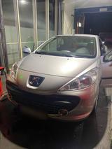 Peugeot Top gepflegter Cabrio Peugeot 207 HDI - Peugeot 207 in Hamm